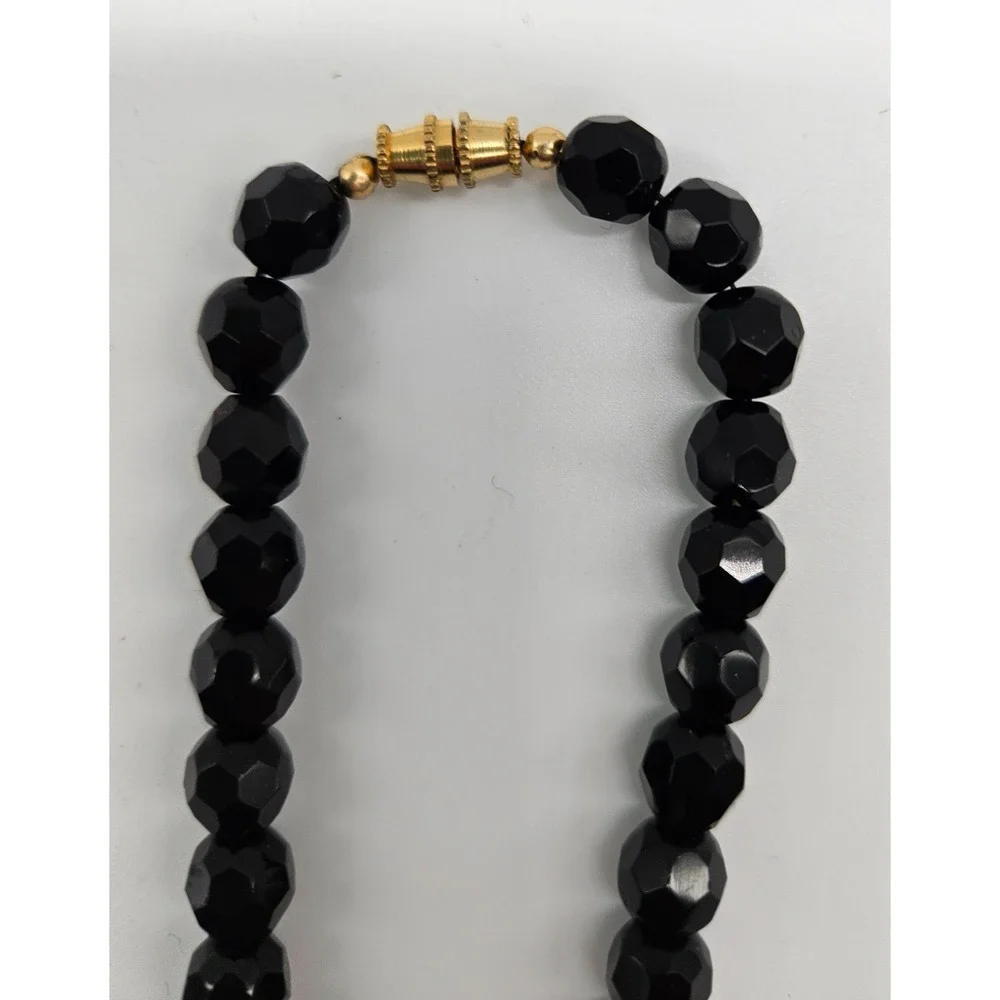 Vintage‎ JETS Faceted Black Beaded Necklace Barrel Clasp Graduated Strand